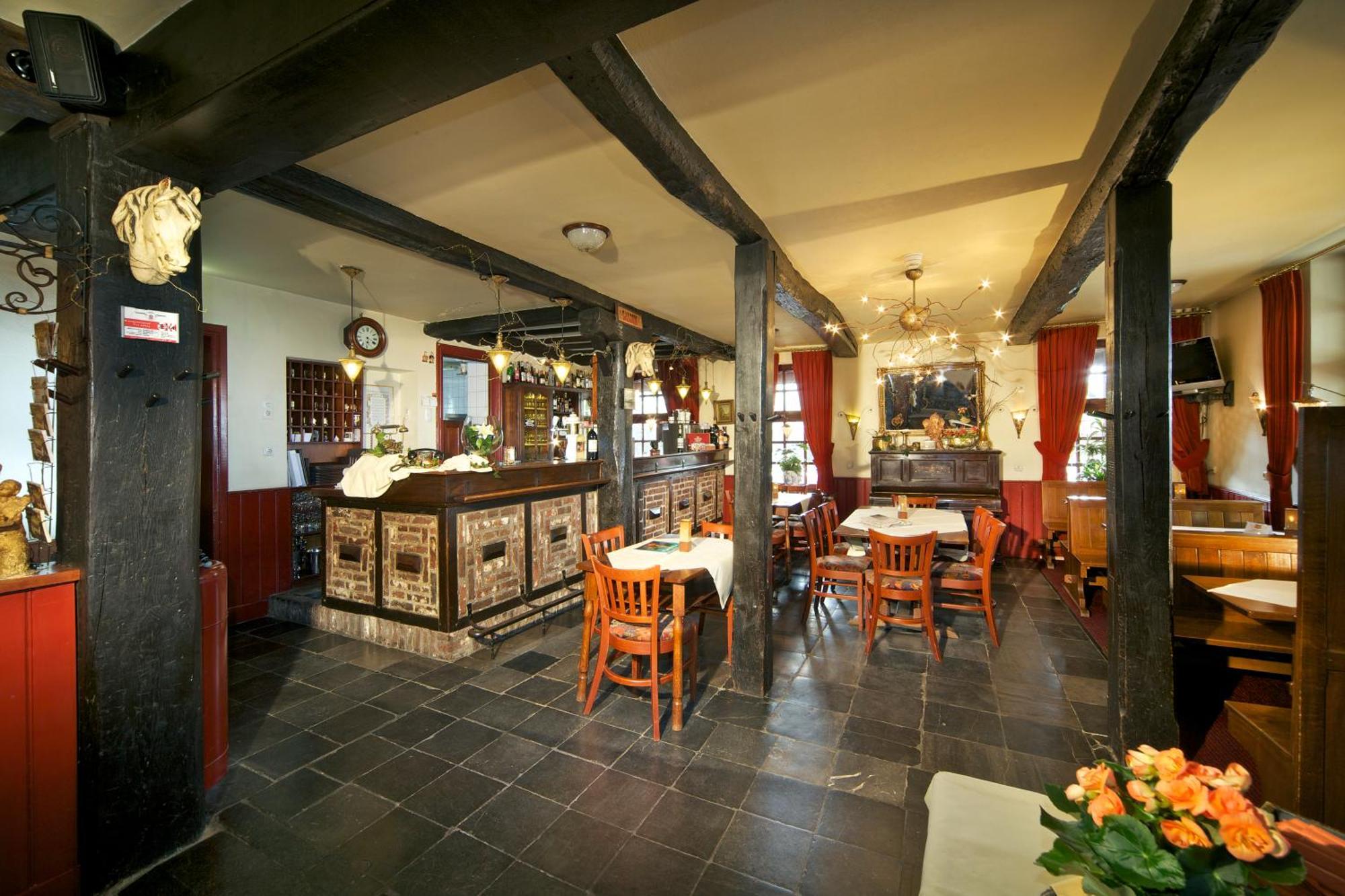 Hotel Restaurant In Den Hoof Maastricht Exteriör bild